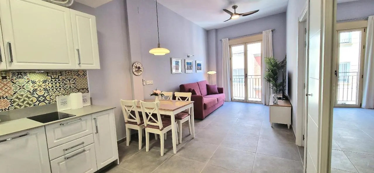 Malaga Lodge Apartments contacts