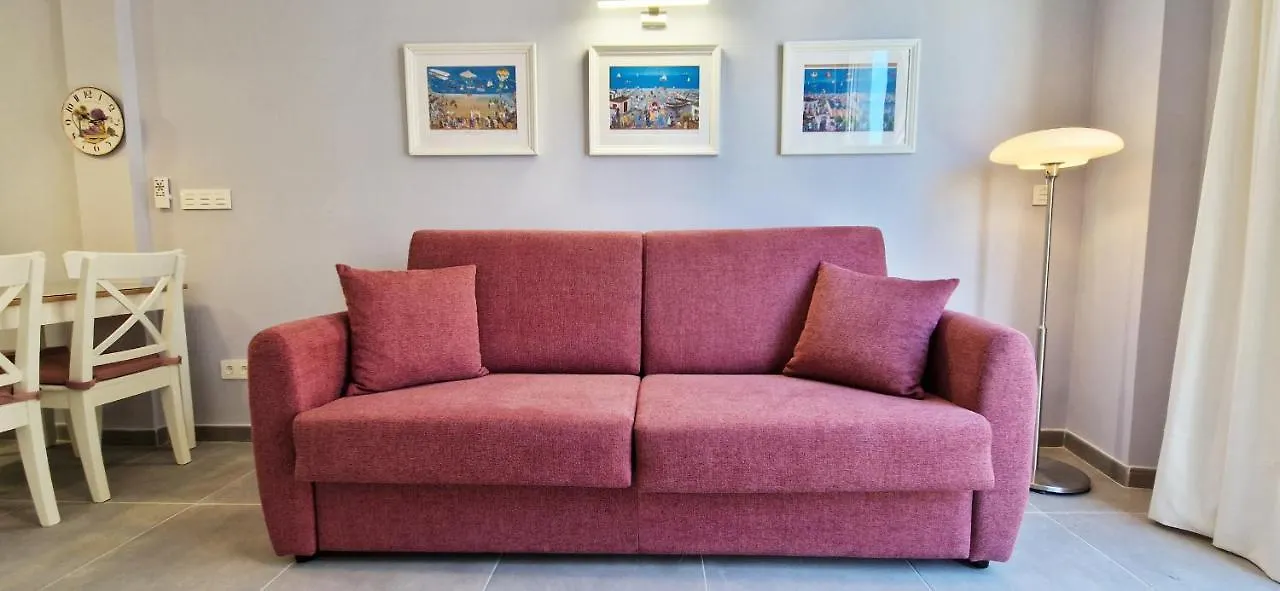 Malaga Lodge Apartments