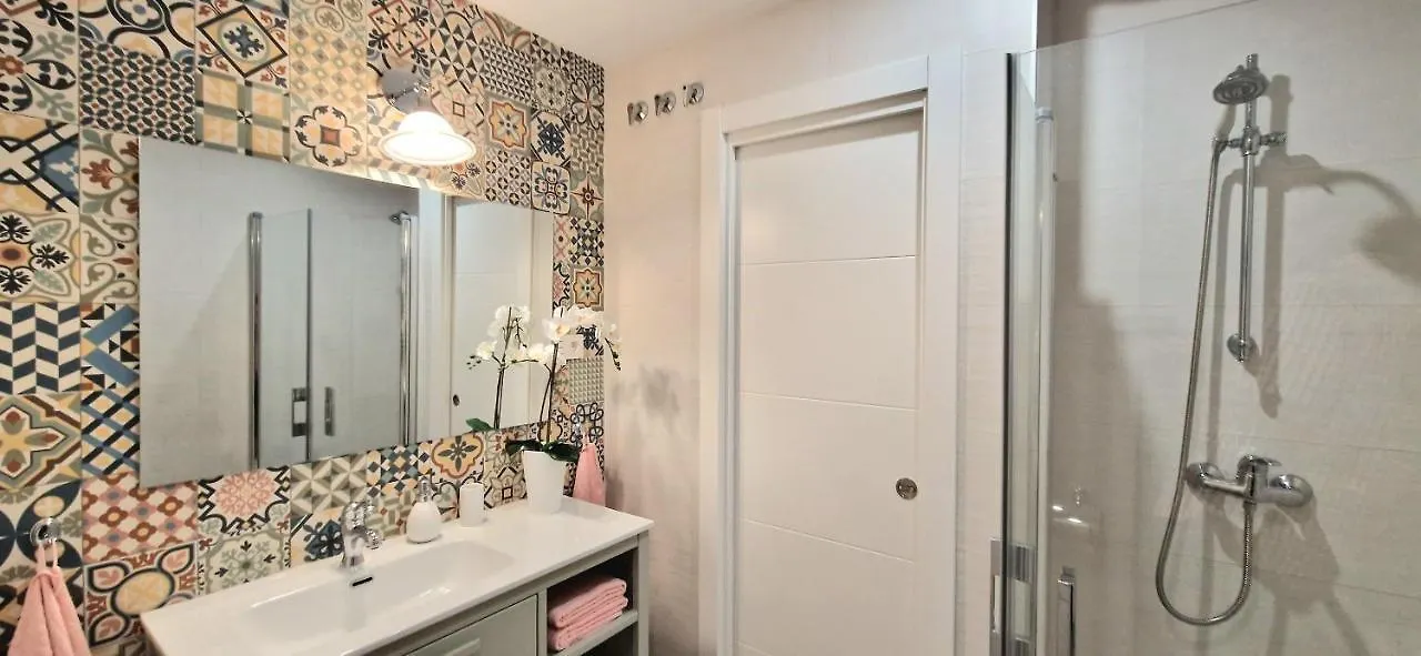 Malaga Lodge Apartments Spain