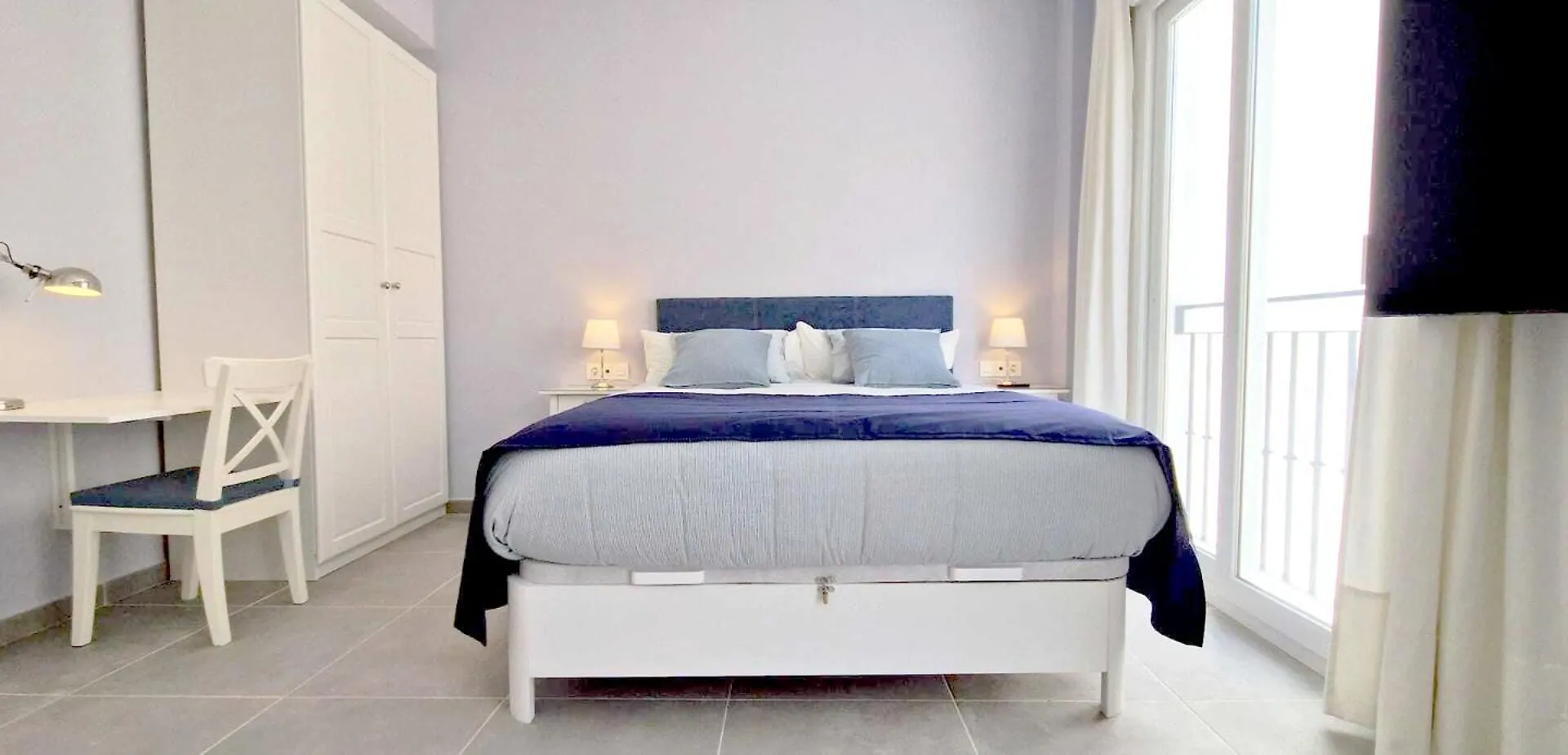 Malaga Lodge Apartments