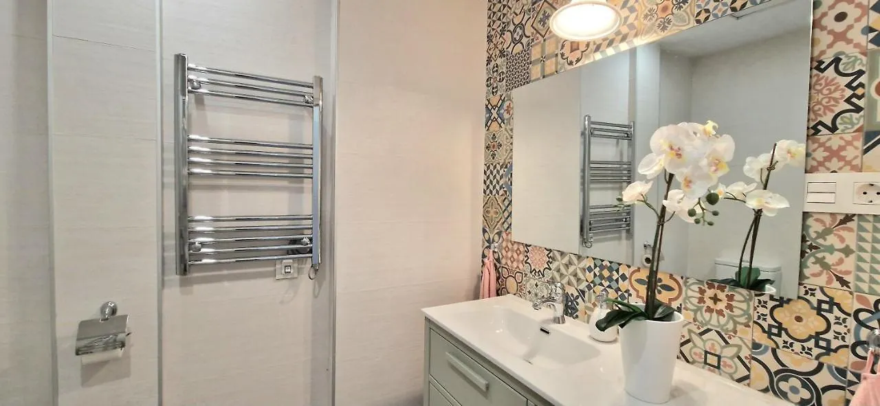 Malaga Lodge Apartments Spanien